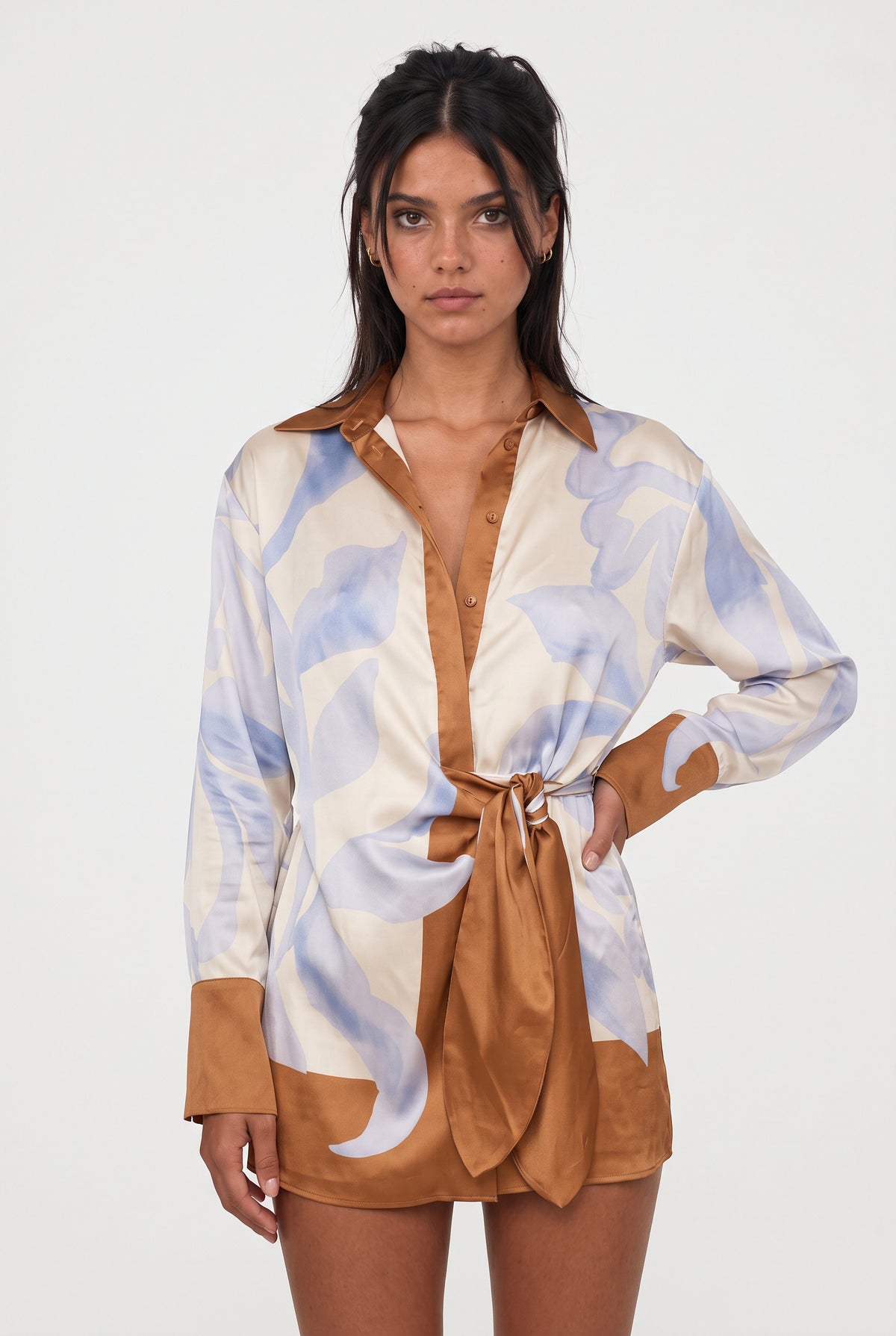 Abstract Floral Long Sleeve Mini Dress     falta lupa