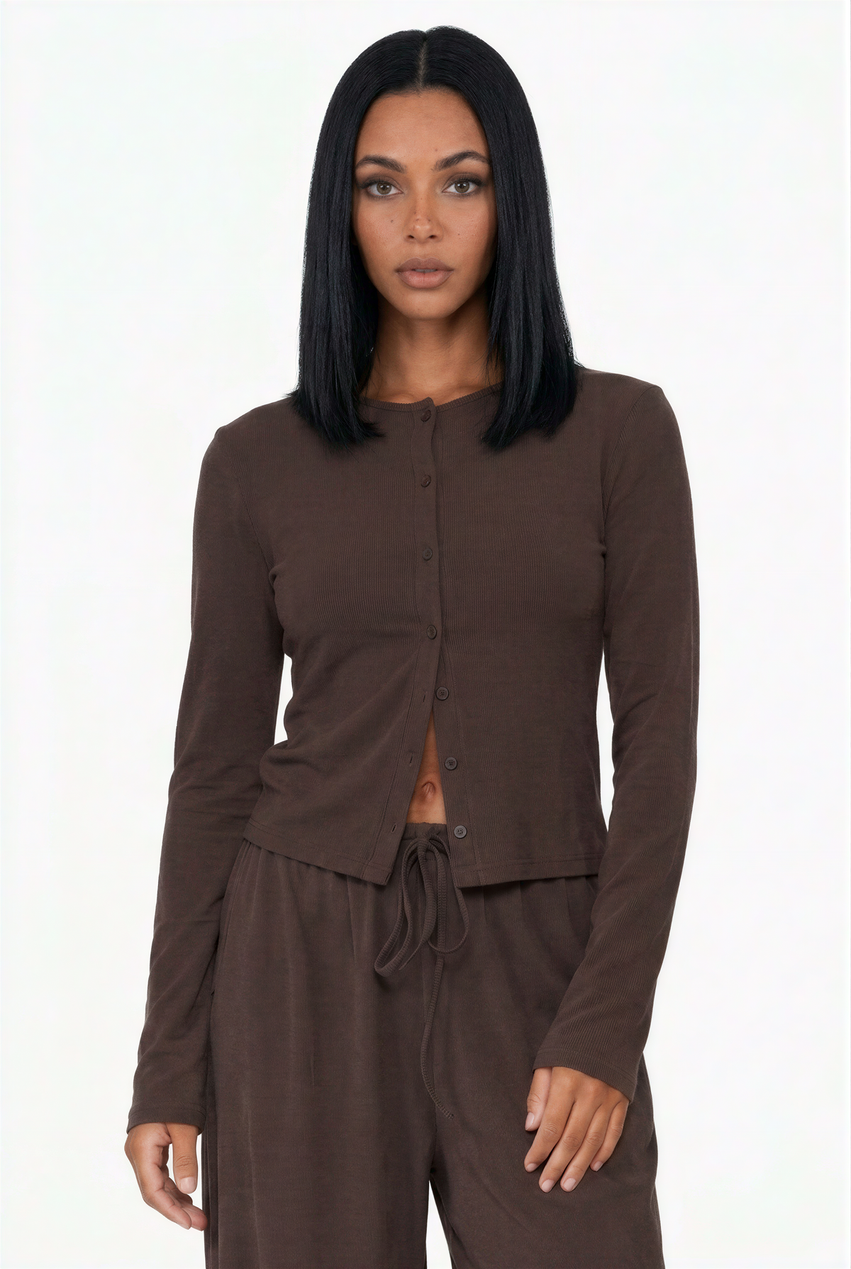 Conjunto de cárdigan con botones y pantalón de chándal de pernera ancha