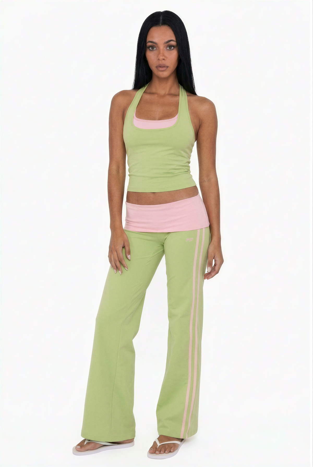The Strawberry Matcha Flare Set