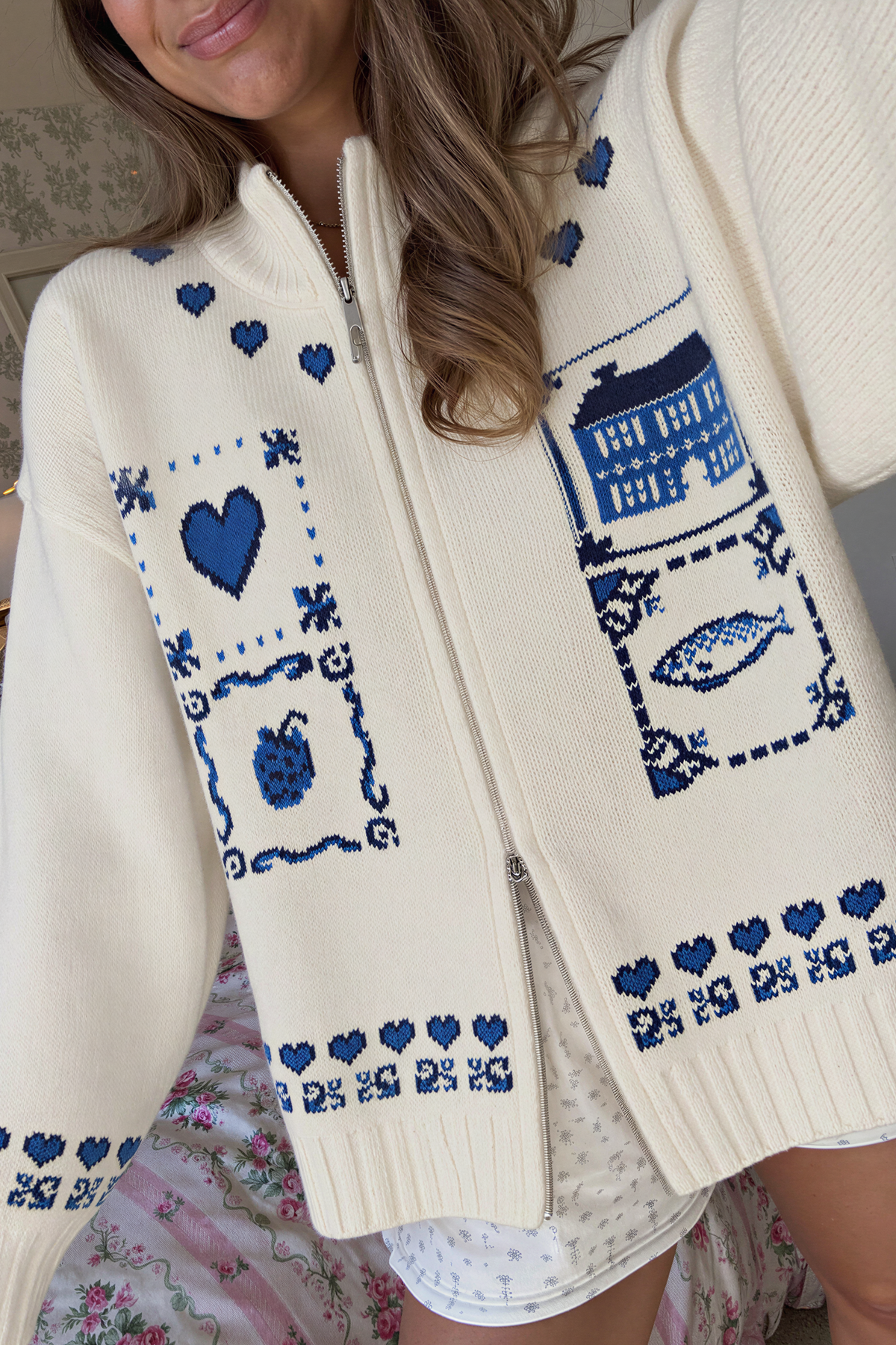 Ivory Heart Intarsia Zip-Up Cardigan