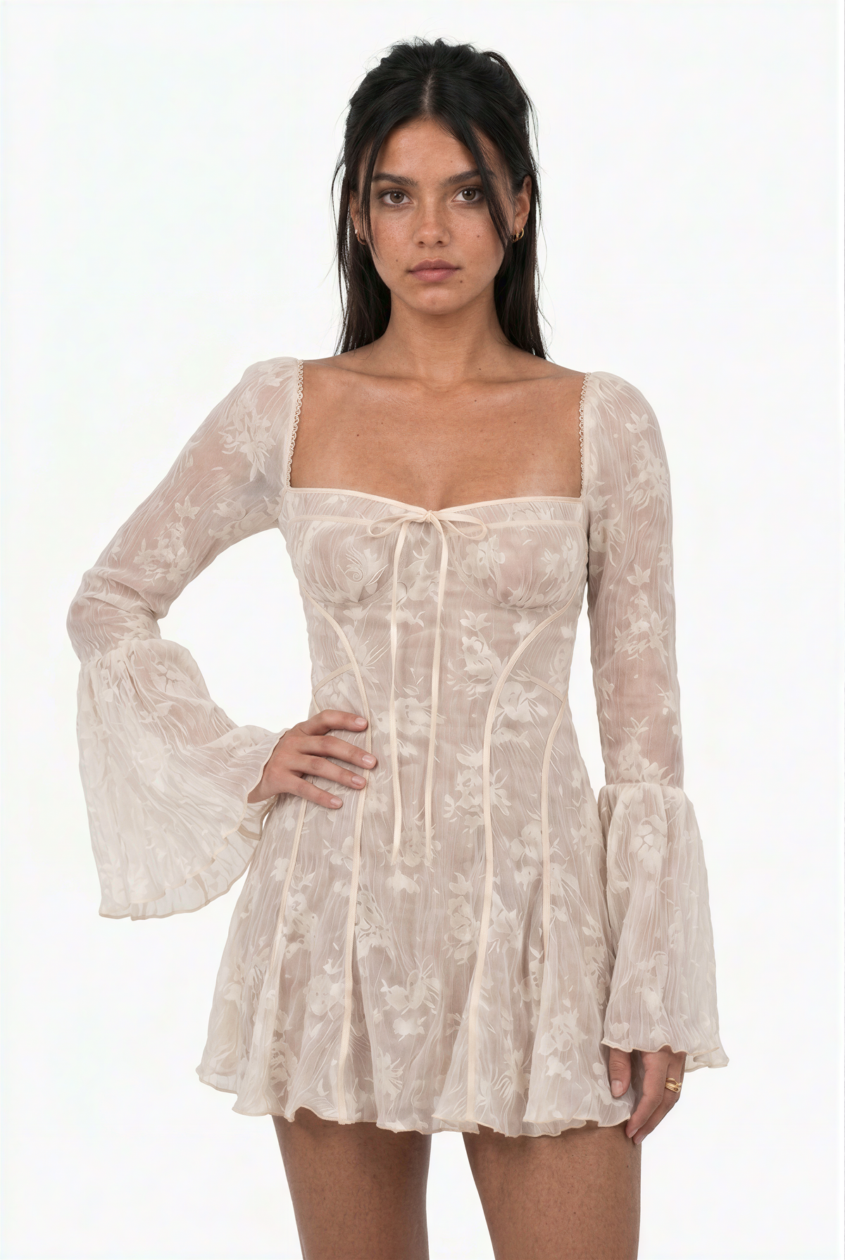 Vestido mini con volantes estilo corsé de inspiración vintage